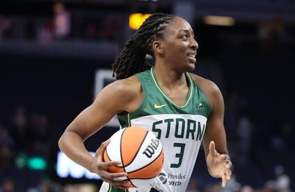Ogwumike’s